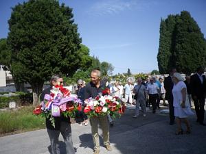 2016 07 05  SIX FOURS LES PLAGES-HOMMAGE A NOS MORTS ET DISPARUS DU 5 JUILLET 1962 A ORAN (1)